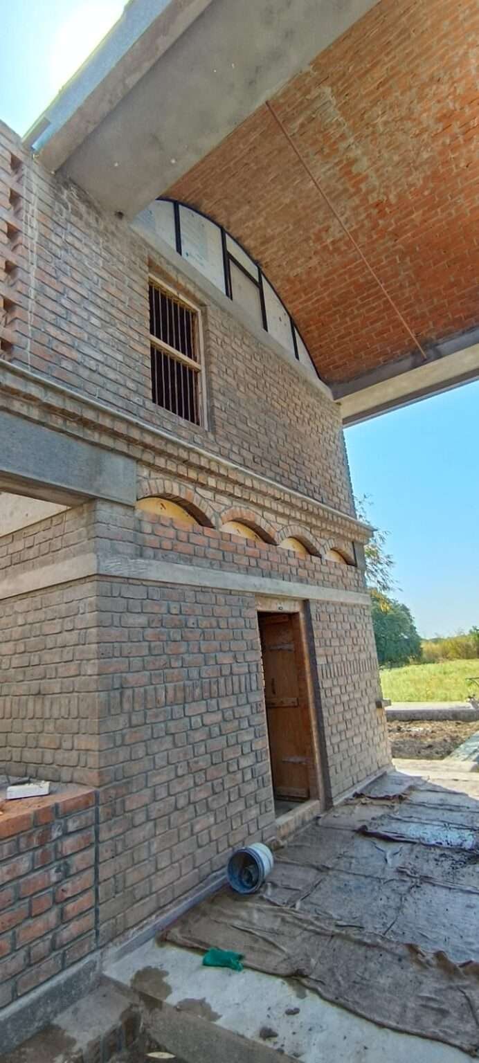 1f42dfbb-5562-454a-a639-faf929f4ec8a